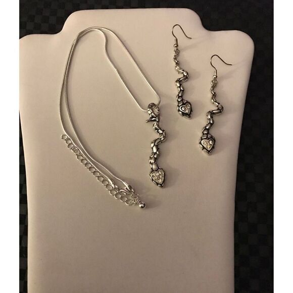 Silver Cobblestone Snake Necklace Set - Picture 2 of 3